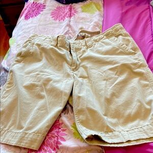 Article 365 men’s light khaki shorts